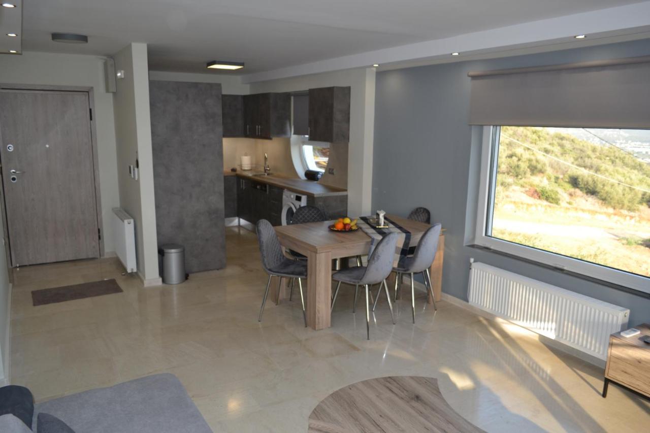Stergiou Luxury Apartments With Shared Pool Анависос Екстериор снимка